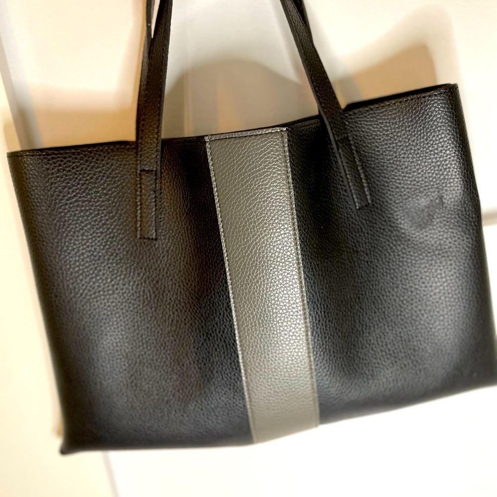 Vince Camuto shoulder bag